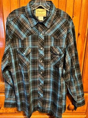 Wrangler Black and Blue Plaid Snap-Front Western Shirt